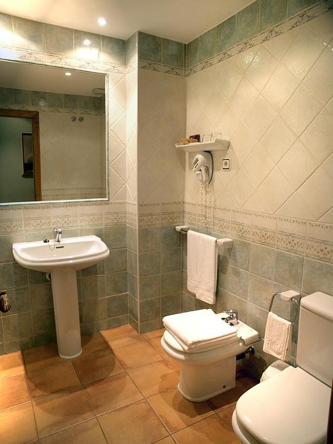 Escuer Aparta-Hotel Puertolas الغرفة الصورة
