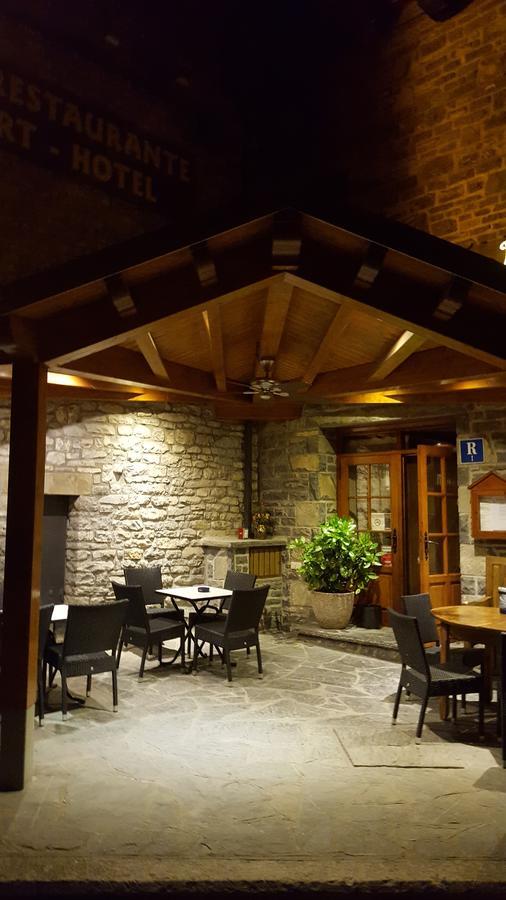 Escuer Aparta-Hotel Puertolas المظهر الخارجي الصورة